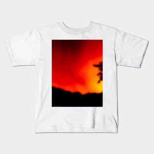 Red Skies At Night Kids T-Shirt